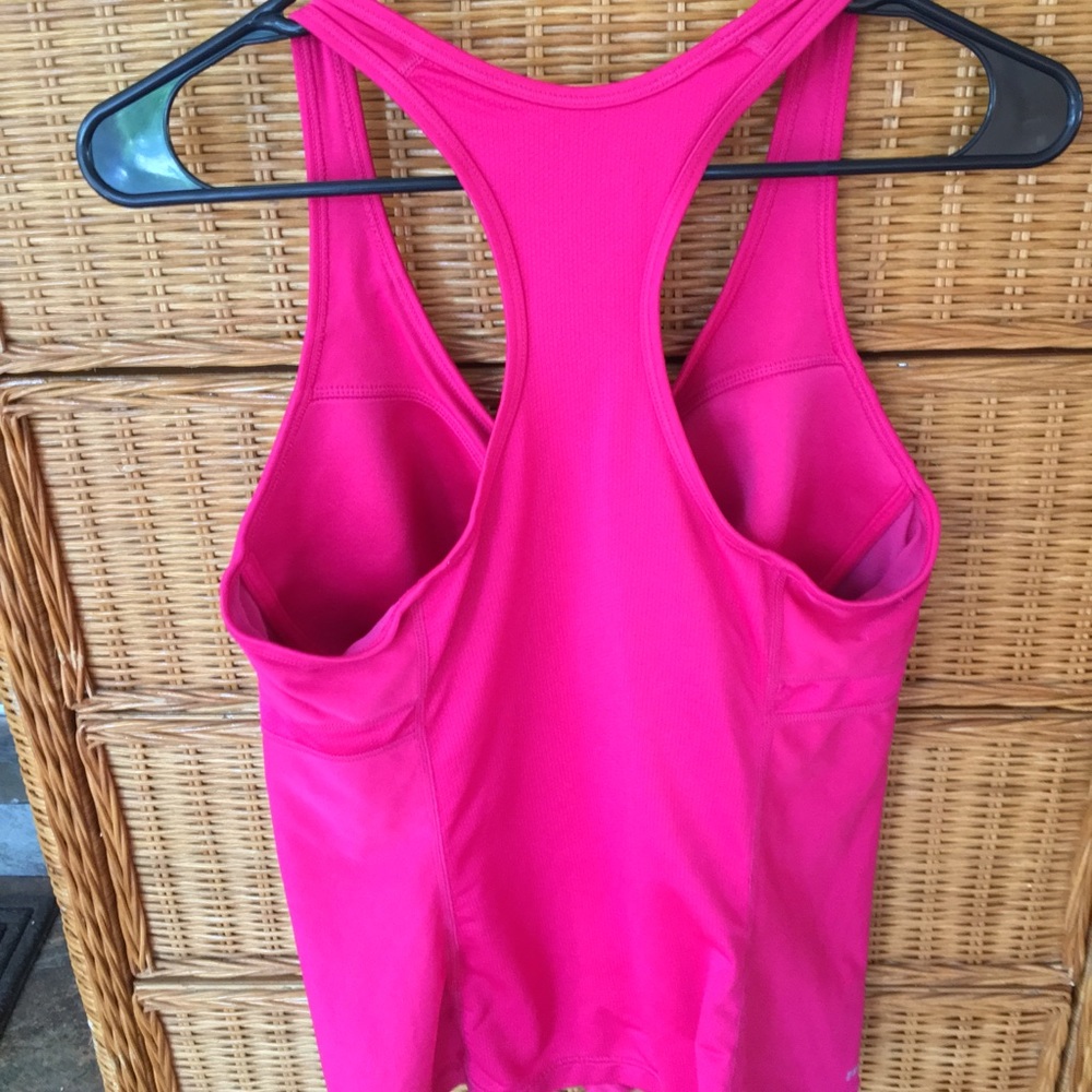 Nike tank